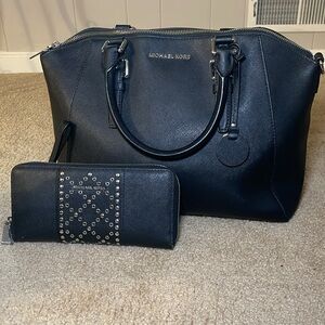 Michael Kors Black Purse & Wallet Set
